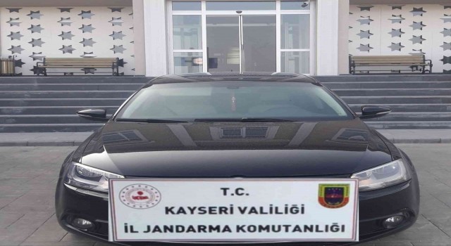 Organize hırsızlık çetesi jandarmadan kaçamadı