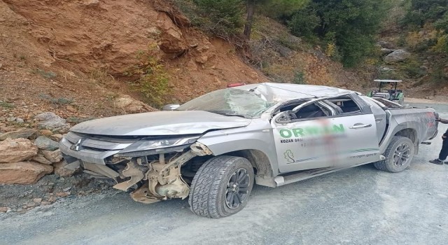 Orman muhafaza memurları kaza yaptı: 3 yaralı