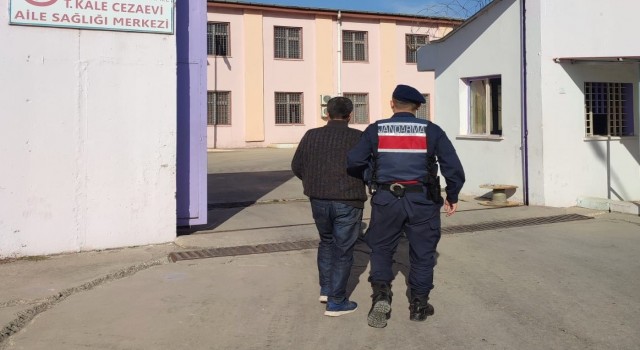 Osmaniyede 4 yıl hapis cezasıyla aranan hükümlü yakalandı