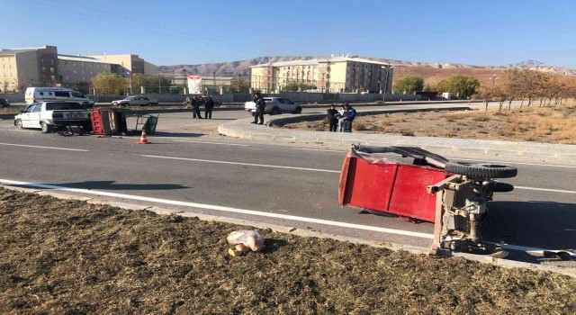Otomobil ile çarpışan triportörün sürücüsü hayatını kaybetti