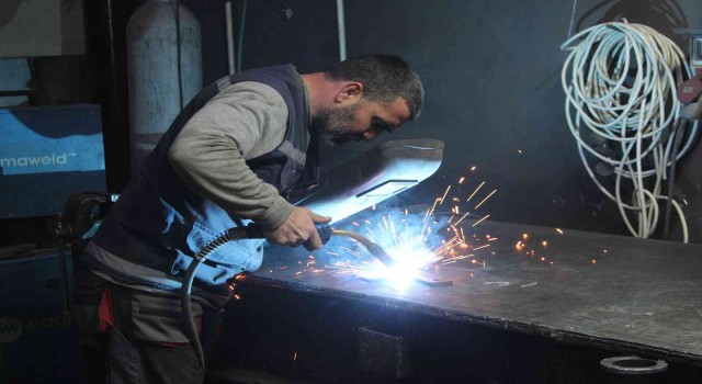 (ÖZEL) Yazılım ve mekanik donanım üreterek ihracat yapıyor