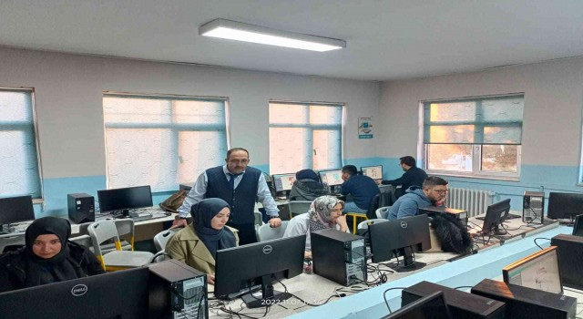 Pazarlarda “Okul Temelli Mesleki Gelişim” çalışmaları devam ediyor