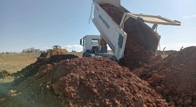 Pazaryeri Meslek Yükseokulunda bahçe düzenlenmesi çalışmaları