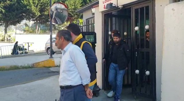 Pendikte 7 kişinin yaralandığı pompalı tüfekli kavgaya ilişkin 2 şüpheli adliyeye sevk edildi