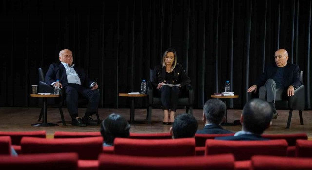 Prof. Dr. Işın Çelebi: “Atatürkün ekonomi politikası, devrime dayanıyor”