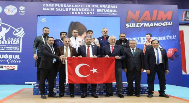 Pursaklar 2. Uluslararası Naim Süleymanoğlu Halter Turnuvasında Türkiye rüzgarı