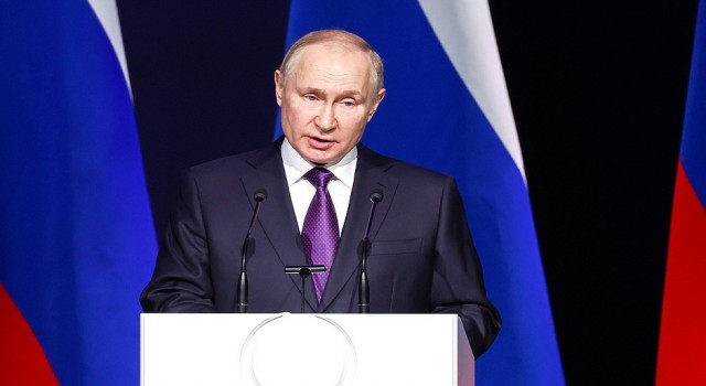 Putin: Donetsk, Luhansk, Zaporijya ve Hersonun hızla Rus yargı sistemine entegre edilmesi gerekiyor