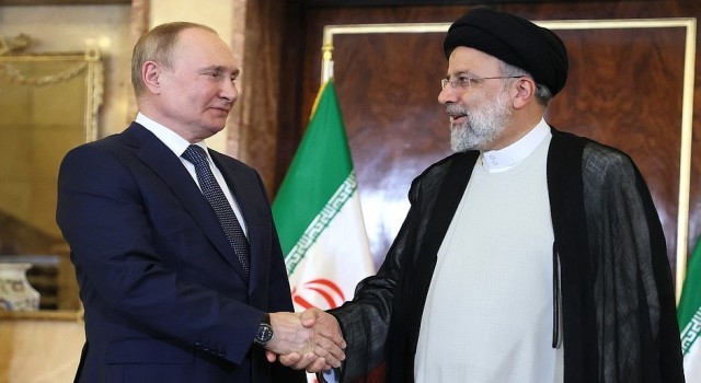 Putin ve Reisi, Rusya-İran ilişkilerini görüştü