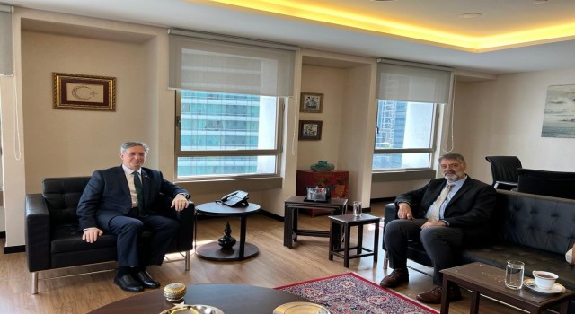 Rektör Polat Malezyada görüşmeler yaptı