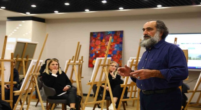 Ressam İlhami Atalay sanatın yeni merkezinde Başakşehirlilerle buluştu