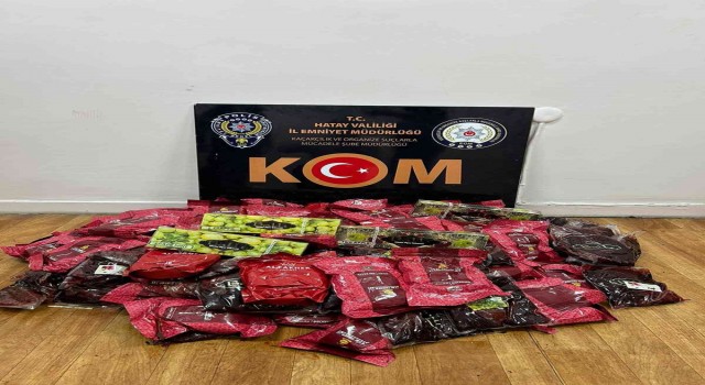 Reyhanlıda 140 kilo kaçak nargile tütünü ele geçirildi.