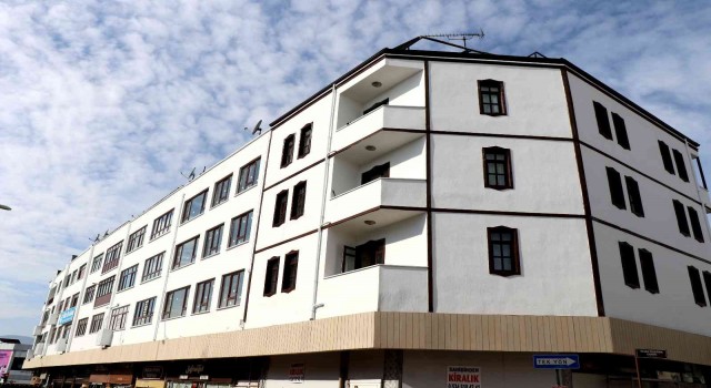 Safranboluda binaların ön cephe yenileme çalışmaları sürüyor