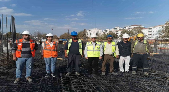 Şahinbeyde Millet kütüphanesi yapımı sürüyor