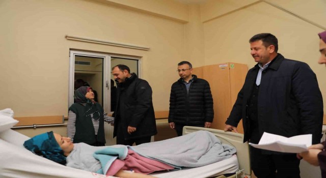 Sakaryada depremden etkilenen vatandaşlar hastaneye kaldırıldı