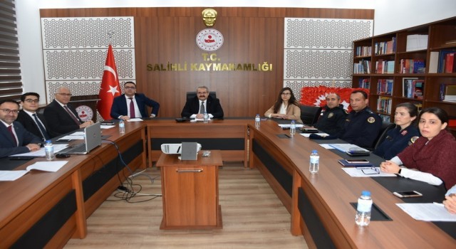 Salihlide kadına yönelik şiddetle mücadele toplantısı yapıldı