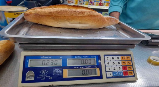 Salihlide zabıta ekmek gramajı denetimi yaptı