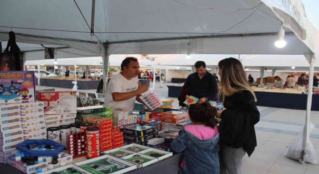 Samandağ Kitap Günleri bir hafta daha uzatıldı