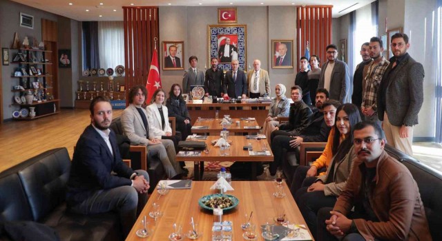 Şehrin dinamikleri, Kent Konseyi aracılığıyla yerel yönetimlerde daha etkin