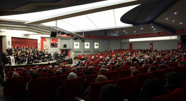 Şehzadeler Belediyesi Öğretmenler Gününü konserle kutladı