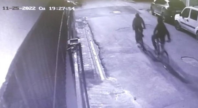 Silahla bisiklet ve telefon gasp eden iki şüpheli tutuklandı