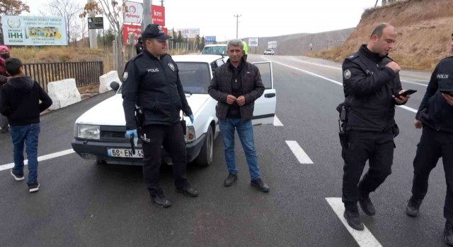 Silahla yakalandı “Çocuk pat pat atıyor diyerek kendini savundu