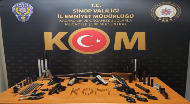 Sinopta kaçak silah imalathanesine baskın: 2 gözaltı