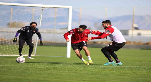 Sivasspor hücum ve savunma çalıştı