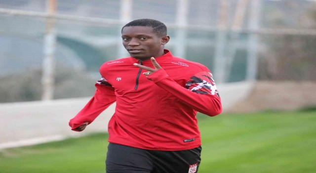 Sivassporda Max Gradel Antalya kampına katıldı