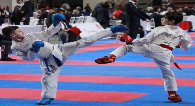 Sivasta karate rüzgarı esecek
