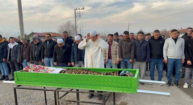Son yolculuğuna uğurlanan Elifi öldüren kocası tutuklandı