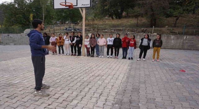 Spor kursları Kuzey Irak sınırına sıfır noktadaki kız çocuklarının umudu oldu