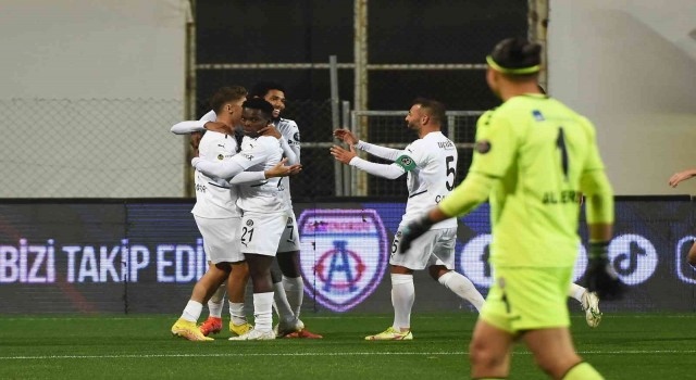 Spor Toto 1. Lig: Altınordu: 1 - Manisa FK: 3