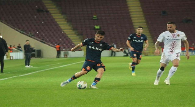 Spor Toto Süper Lig: A. Hatayspor: 1 - Başakşehir: 0 (İlk yarı)