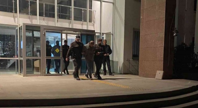 Susurlukta yabancı uyruklu 3 kişiye uyuşturucu operasyonu