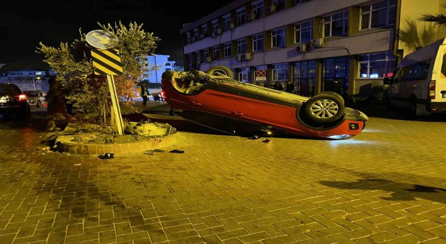 Takla atan araçtaki sürücüyü emniyet kemeri kurtardı
