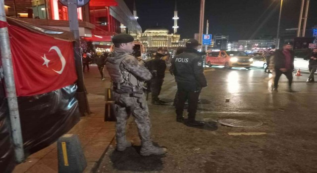 Taksimde Huzur Uygulaması: Silahla tehditten aranan şüpheli yakalandı
