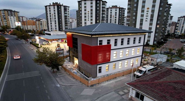 Talas Belediyesinin yeni Kızılay binasında sona gelindi