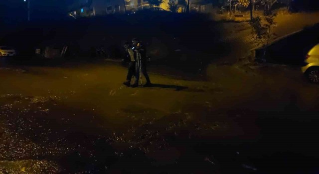 Tekirdağda sağanak sokakları dereye çevirdi