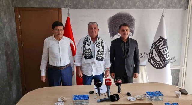 Teknik Direktör Mesut Toros Nazilli Belediyespora imzayı attı