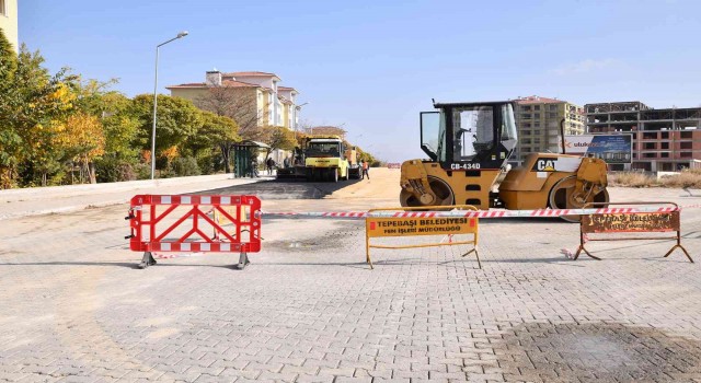 Tepebaşında üstyapı çalışmaları devam ediyor