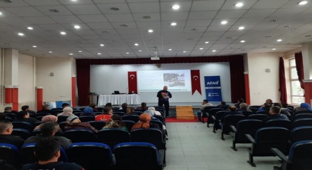 Trafik kazalarında ‘Olay Yeri Yönetimi eğitimi verildi