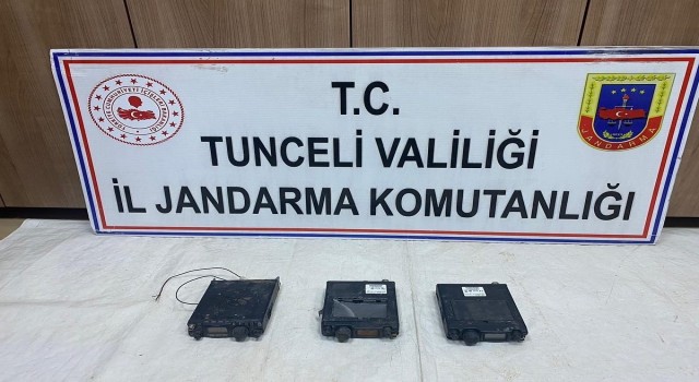 Tuncelideki operasyonda örgütsel dokümanlar ve yaşam malzemesi ele geçirildi