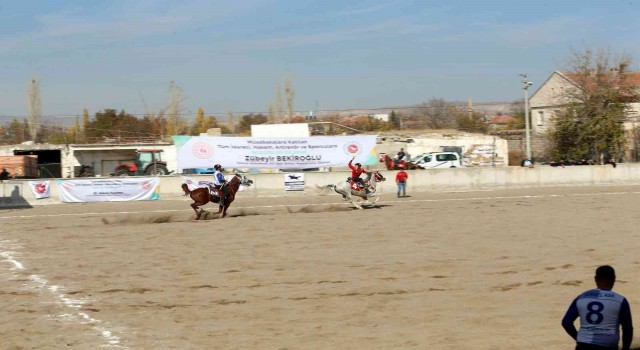 Türkiye Atlı Cirit Şampiyonası Kayseride yapıldı