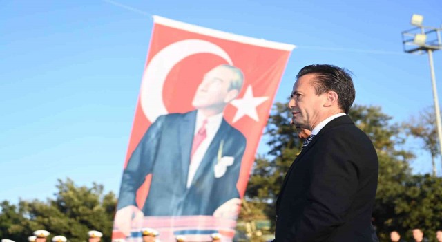 Türkiye Cumhuriyetinin Kurucusu Mustafa Kemal Atatürk, Tuzlada anıldı