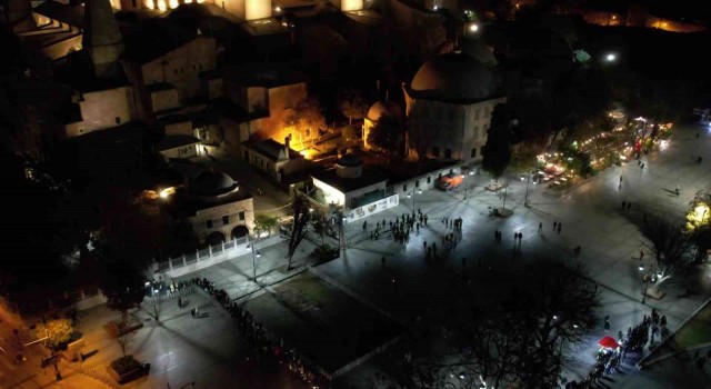 Türkiyede ilk kez yapılan deprem tatbikatında cami hoparlörlerinden uyarılar yapıldı