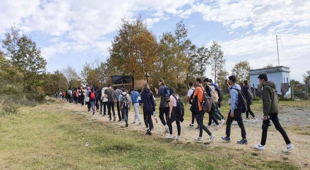 Üniversite öğrencileri Aslanlar Göletini keşfetti