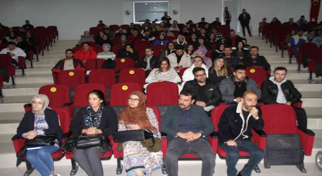 Üniversite öğrencilerine bağımlılıkla mücadele konferansı