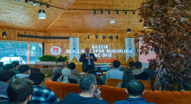 Üniversitede Teknofest söyleşisi düzenlendi