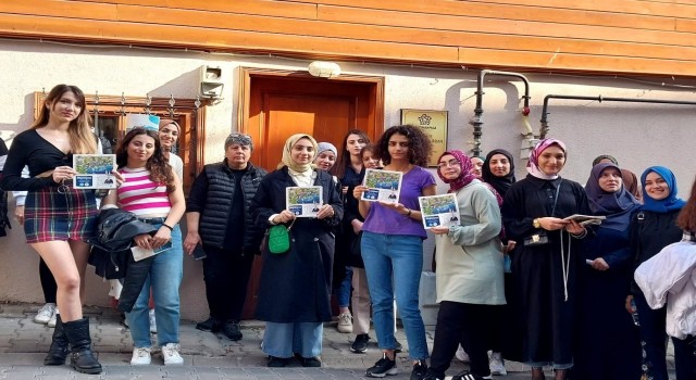 Üniversiteli kızlar, Gelin Tanış Olalım projesi turunda