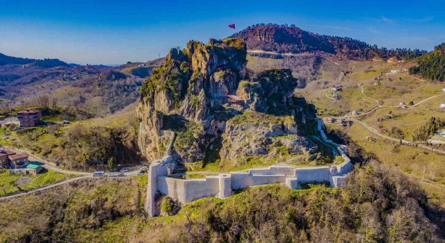 Ünye Kalesi 2023te turizme açılacak
